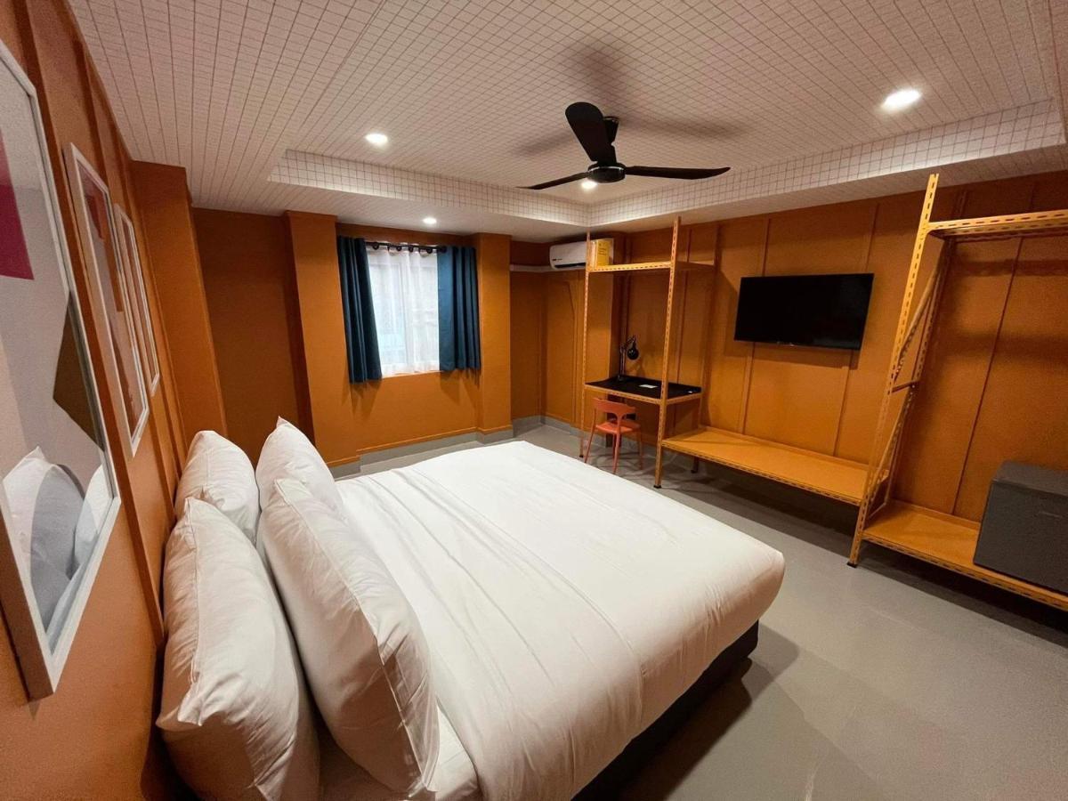 ส่าหรี บูทิก โฮเทล ป่าตอง ภูเก็ต Hotel Patong ภายนอก รูปภาพ