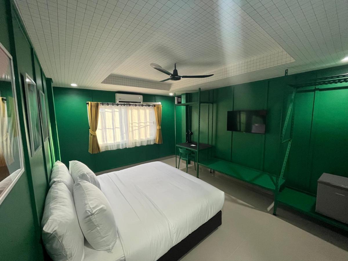 ส่าหรี บูทิก โฮเทล ป่าตอง ภูเก็ต Hotel Patong ภายนอก รูปภาพ